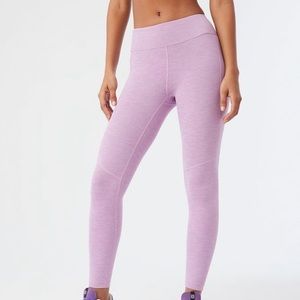 NWT Outdoor Voices Move Free 7/8 legging in Provence